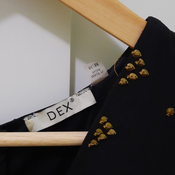 Super Cute DEX Gold Sequined Dress - Picture 5 of 5